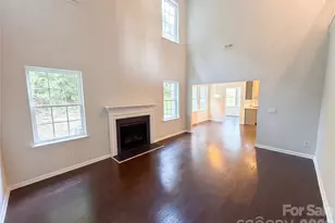 2007 Turtle Point Rd, Charlotte, NC 28262 - Photo 3