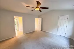 2007 Turtle Point Rd, Charlotte, NC 28262 - Photo 15
