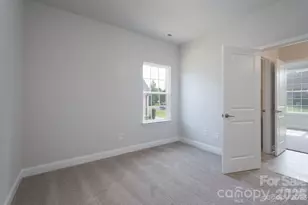 5032 Cardiff Ct, Catawba, NC 28609 - Photo 3