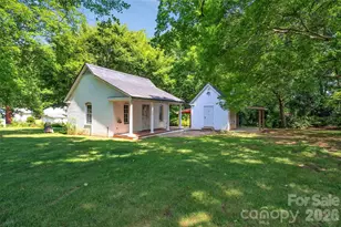 333 E Chestnut St, Troy, NC 27371 - Photo 39