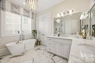6834 Providence Ln W, Charlotte, NC 28226 - Photo 15