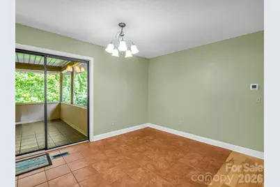 156 Deer Run, Hendersonville, NC 28739 - Photo 5
