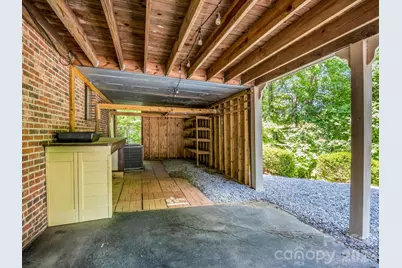 156 Deer Run, Hendersonville, NC 28739 - Photo 27