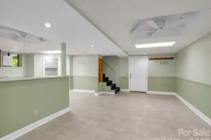 156 Deer Run, Hendersonville, NC 28739 - Photo 25