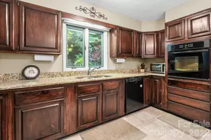 640 Knollwood Dr, Boone, NC 28607 - Photo 15