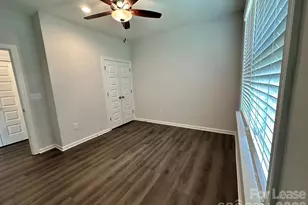 1139 Overlake Dr, Belmont, NC 28012 - Photo 7