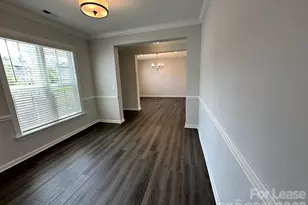 1139 Overlake Dr, Belmont, NC 28012 - Photo 5