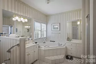 405 Woodridge Dr SE, Lenoir, NC 28645 - Photo 27