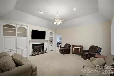 405 Woodridge Drive SE, Lenoir, NC 28645 - Photo 11