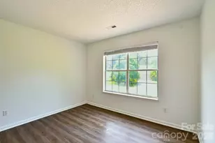 8406 Bedford Green Ln, Charlotte, NC 28215 - Photo 21