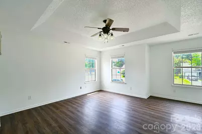 8406 Bedford Green Lane, Charlotte, NC 28215 - Photo 15