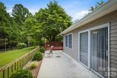 1806 Kyle Court NE, Lenoir, NC 28645 - Photo 23