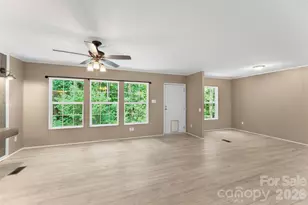 621 Sunset Dr, Bessemer City, NC 28016 - Photo 11