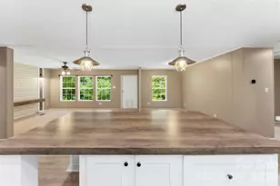 621 Sunset Dr, Bessemer City, NC 28016 - Photo 19