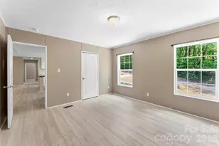 621 Sunset Dr, Bessemer City, NC 28016 - Photo 23