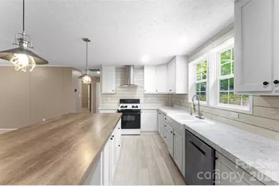 621 Sunset Drive, Bessemer City, NC 28016 - Photo 15