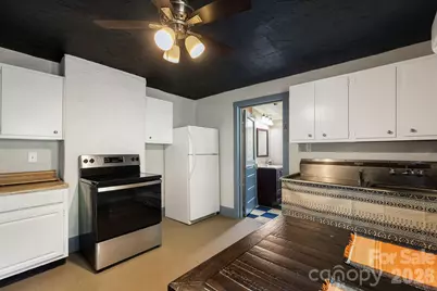 1055 Riverside Drive, Asheville, NC 28804 - Photo 11