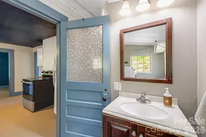 1055 Riverside Drive, Asheville, NC 28804 - Photo 17