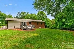 835 Edgewater Dr, Belmont, NC 28012 - Photo 37