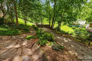 16 Jefferson Dr, Asheville, NC 28801 - Photo 35
