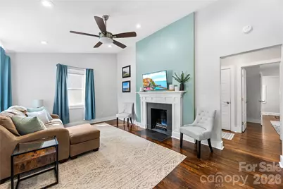 1120 Meadow Lane, Charlotte, NC 28205 - Photo 3