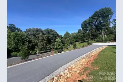 1052 Porter Creek Drive, Franklin, NC 28734 - Photo 7