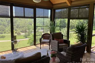 1052 Porter Creek Dr, Franklin, NC 28734 - Photo 25