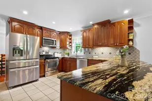 239 Hawks Prey Dr, Mooresville, NC 28115 - Photo 19