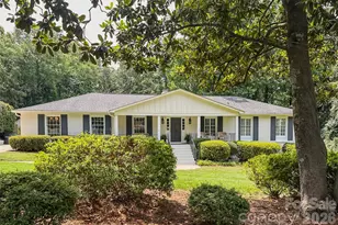 1301 E Barden Rd, Charlotte, NC 28226 - Photo 35