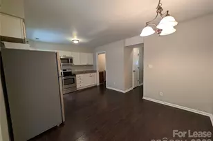 9111 Sharonbrook Dr, Charlotte, NC 28210 - Photo 5