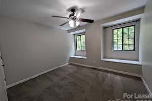 9111 Sharonbrook Dr, Charlotte, NC 28210 - Photo 9