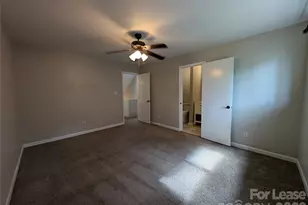 9111 Sharonbrook Dr, Charlotte, NC 28210 - Photo 17