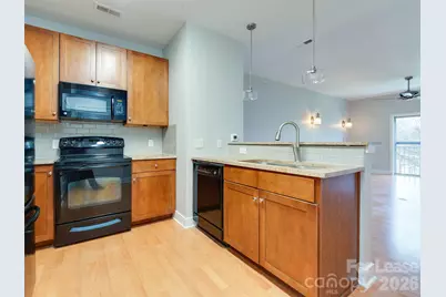 630 Calvert Street #407, Charlotte, NC 28208 - Photo 5