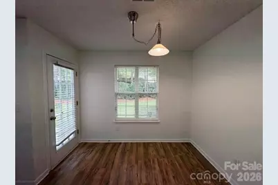 10049 University Park Lane, Charlotte, NC 28213 - Photo 5