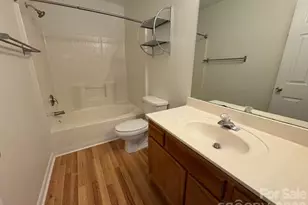10049 University Park Ln, Charlotte, NC 28213 - Photo 17