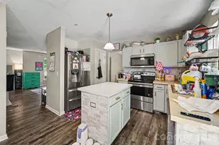 1529 Galesburg St, Charlotte, NC 28216 - Photo 43