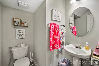 1529 Galesburg Street, Charlotte, NC 28216 - Photo 23