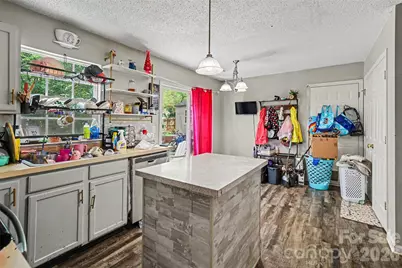 1529 Galesburg Street, Charlotte, NC 28216 - Photo 19