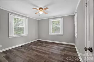 405 N Ransom St, Gastonia, NC 28052 - Photo 7