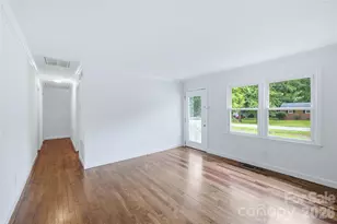 325 Grover Moore Pl, Indian Trail, NC 28079 - Photo 5