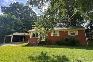 325 Grover Moore Pl, Indian Trail, NC 28079 - Photo 5