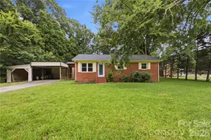 325 Grover Moore Pl, Indian Trail, NC 28079 - Photo 1