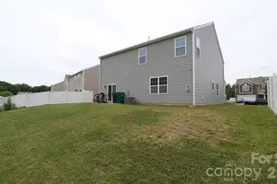 7032 Branch Fork Rd, Charlotte, NC 28215 - Photo 5