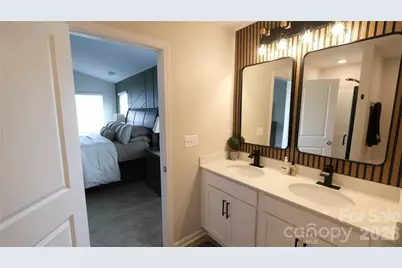 7032 Branch Fork Road, Charlotte, NC 28215 - Photo 25