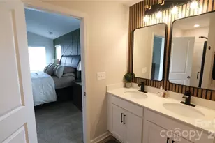 7032 Branch Fork Rd, Charlotte, NC 28215 - Photo 25