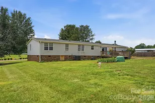 3642 Strollaway Ln, Claremont, NC 28610 - Photo 3