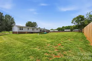 3642 Strollaway Ln, Claremont, NC 28610 - Photo 25