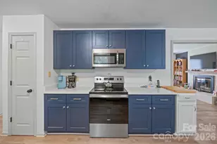 1504 2nd St NE, Conover, NC 28613 - Photo 7