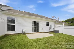 310 Gamesford Ln, Fort Mill, SC 29715 - Photo 23