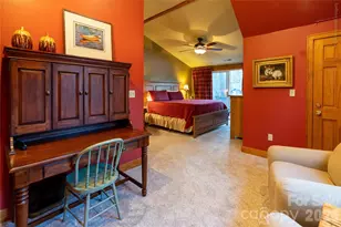 46 Rhett Dr, Flat Rock, NC 28731 - Photo 15